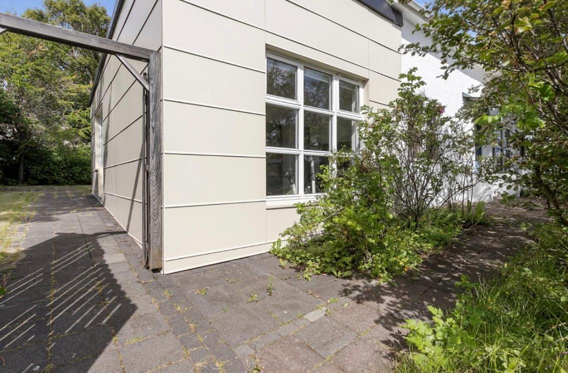 Studio 104- Free Parking Onsite -Private Entrance Reykjavík Exterior photo